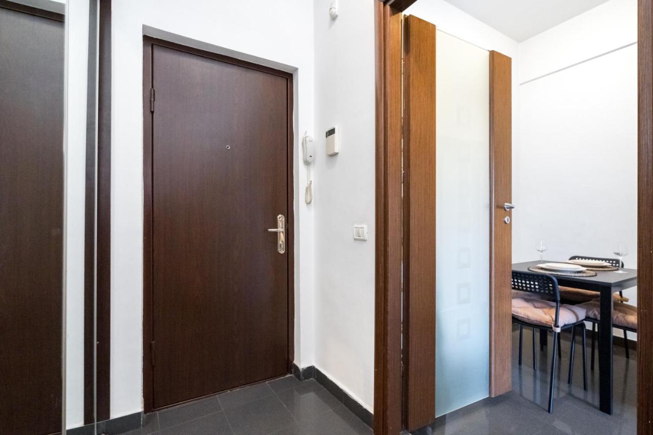 Modern & Spacious Apartment - Prime Location Near Bucharest'S Old Town Luaran gambar
