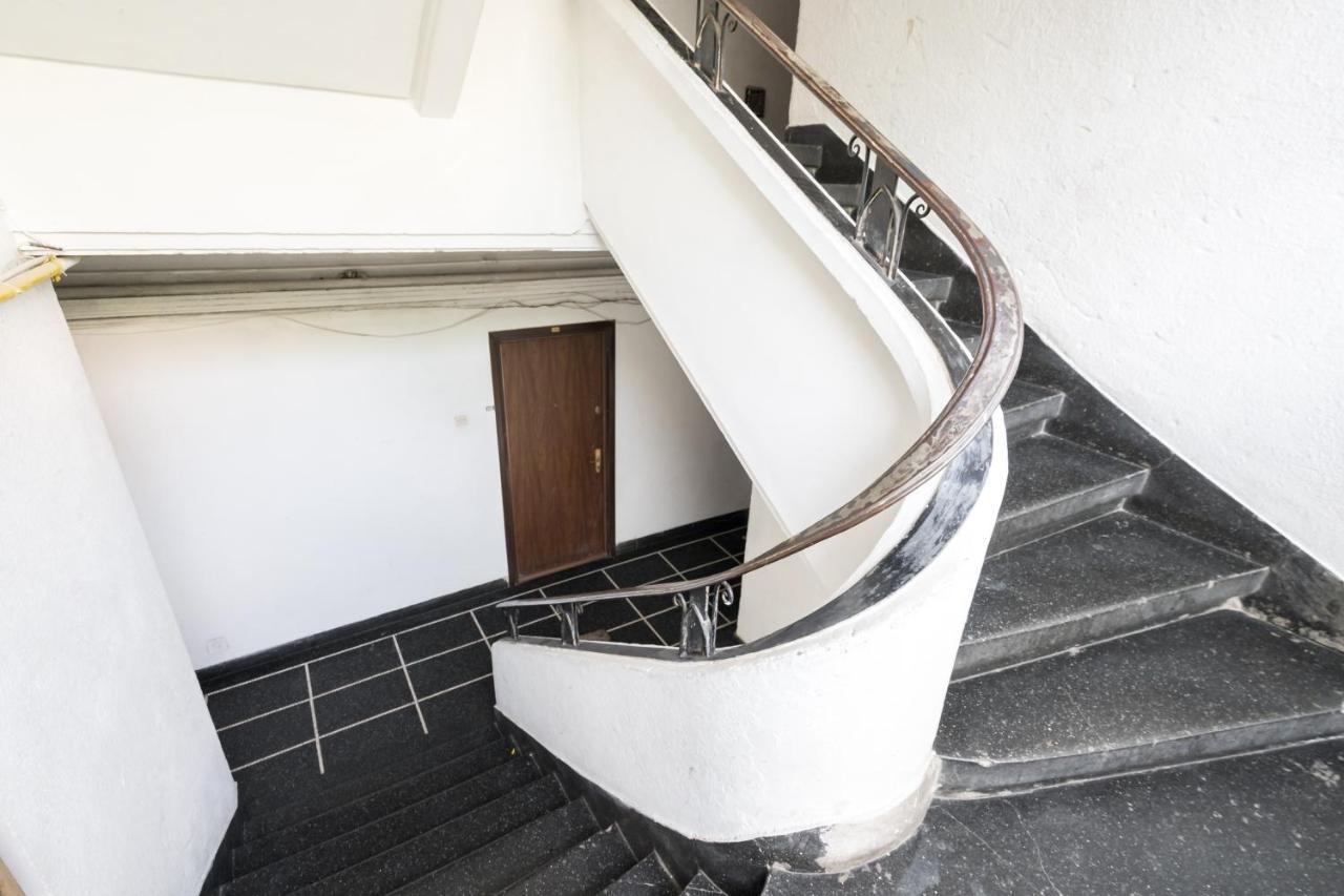 Modern & Spacious Apartment - Prime Location Near Bucharest'S Old Town Luaran gambar